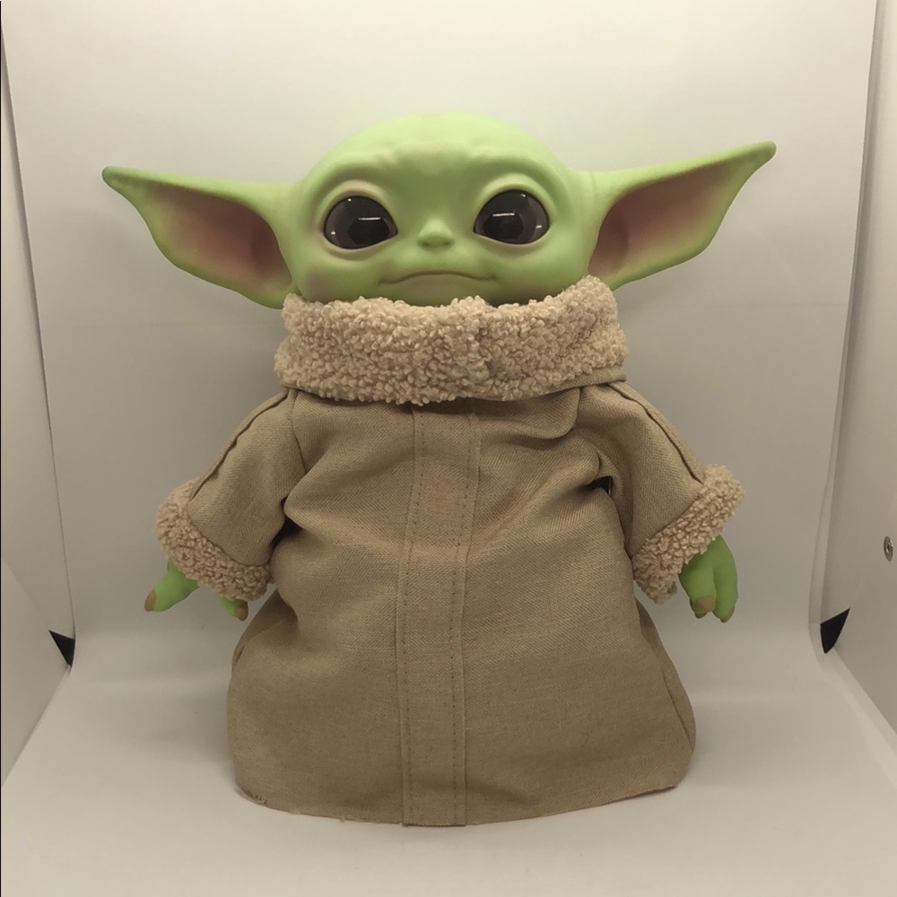 Star Wars’ The Mandalorian Din Grogu/Grogu/Baby Yoda Doll/Plush Toy